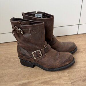 Frye 'Engineer 8R' Leather Boot